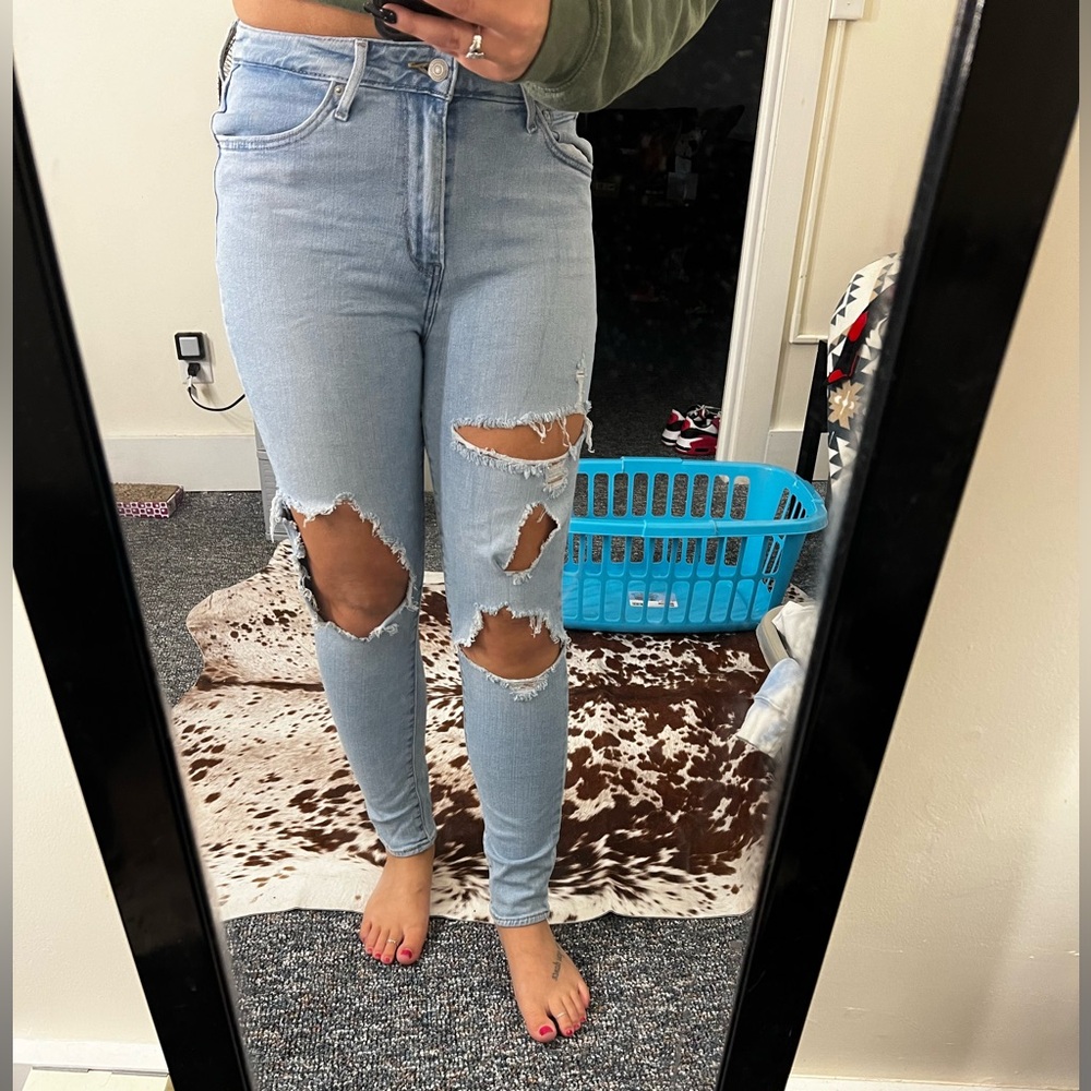 Levi High Rise Skinny Jeans